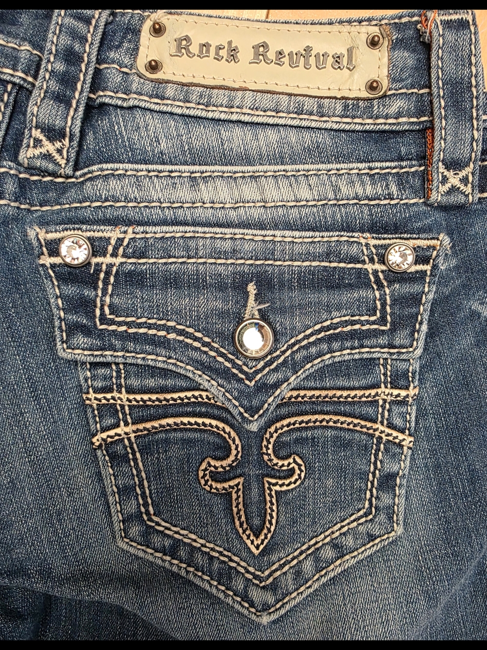 Rock Revival Celine Capri jeans *nwot* size 29